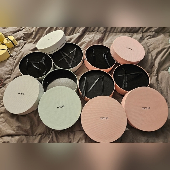 Lot Tous Gift Boxes w Inserts Shopping Bags Bracelet Necklace Ring Charm Jewelry - Picture 12 of 16